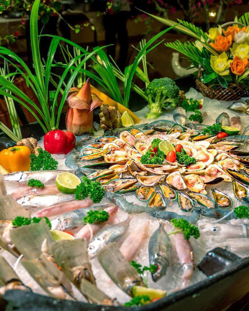 BỮA TỐI NGẮM BIỂN TẠI NHÀ HÀNG HẢI ĐĂNG